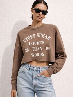 Bershka Cropped Sweatshirt | Brown Streetwear Raw Hem | “Vibes Speak Louder